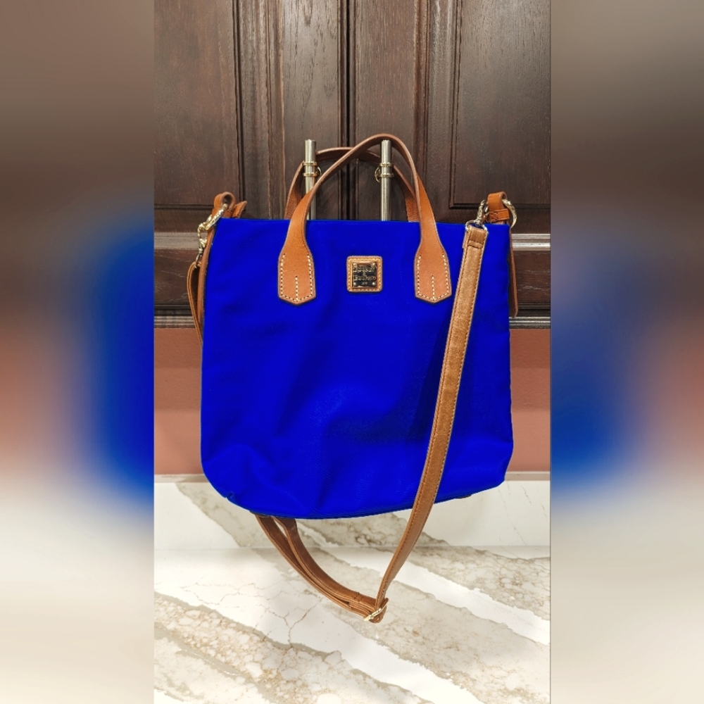 Dooney & Bourke Handbag